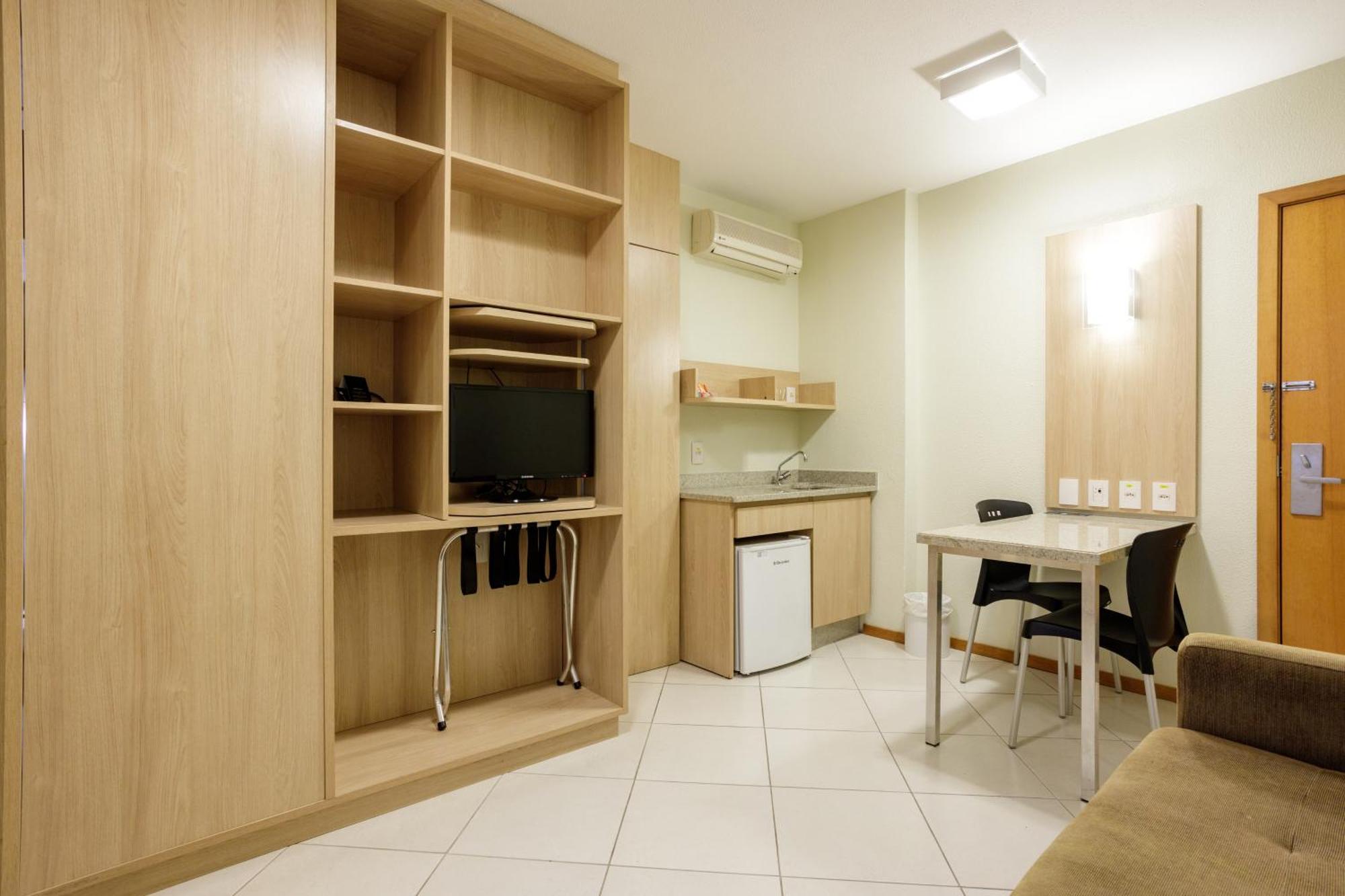 Interclass Florianopolis Bilik gambar